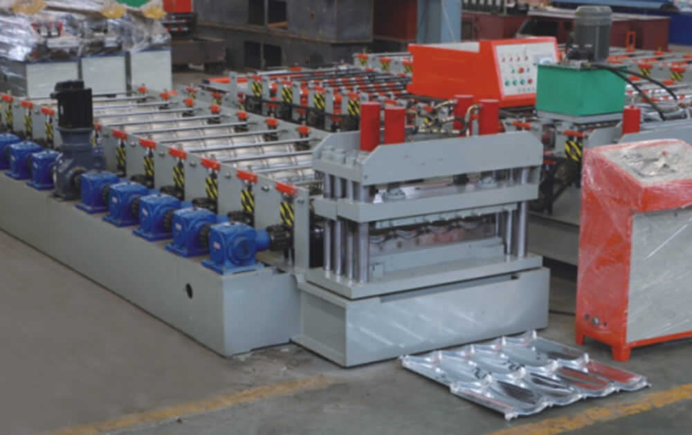 Classic Roof Tile Roll Forming Machine (YX18-200-800)