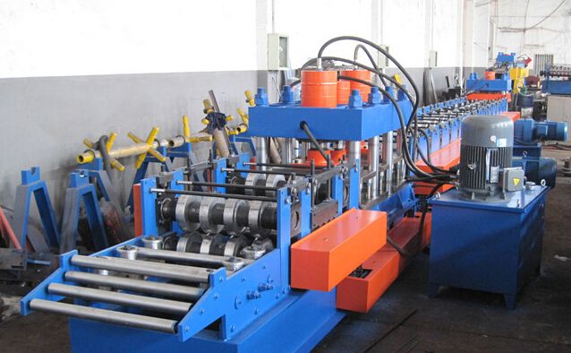 Highway Guardrail Roll Forming Machine