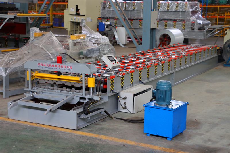 TR27-200 Roofing Sheet Roll Forming Machine